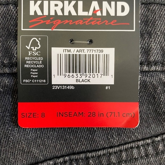 Kirkland Signature Straight Leg Jeans, High Rise, Gray (Washed Black) Size 8 NWT - Picture 3 of 14